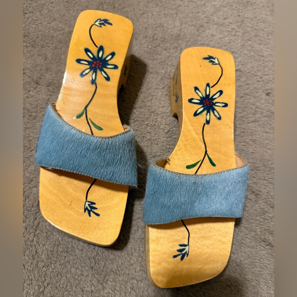 Victory Vintage Wooden Sandals Women’s Size 7 Blue Tan